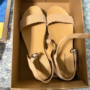 Lucky Brand Women's Tan Sandals